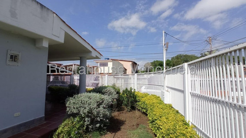 Vendo Casa Amoblada Al Este De Barquisimeto, María Valera
