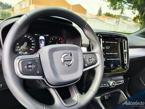 Volvo Xc40 Momentum