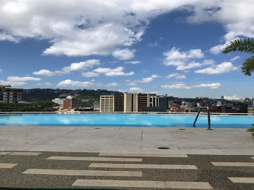 Lomas De Las Mercedes Vendo Apartamento Pent House Zona Tranquila