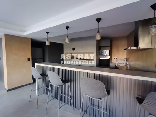 Imagen 8 de 11 de Apartamento En Venta De 1 Dormitorio En Malvin (ref: Ast-774)