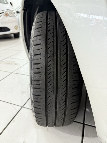 Citroën C3 1.4 I GLX 8V FLEX 4P MANUAL