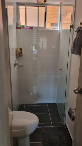 Apartamento En Venta En La Ferrería. Cod V17026