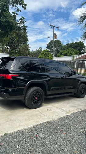 Toyota Sequoia 3.5 V6 Capstone