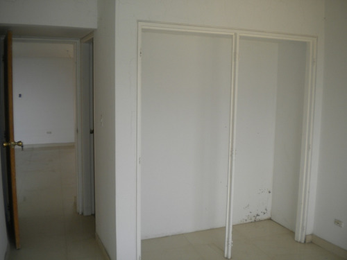Imagen 3 de 19 de Se Vende Ph 100m2 1h/2b/2p Lomas Urquia
