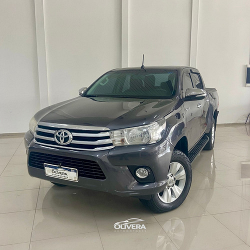 Toyota Hilux SR 4X4 4X4 DOBLE CABINA