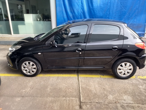Imagen 3 de 11 de Peugeot 207 Compact 1.9 D Sedan Xs 2010