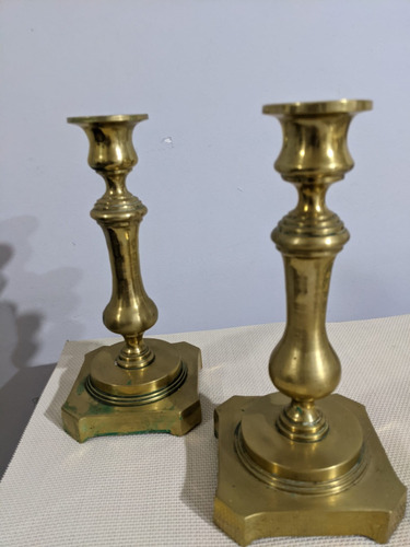 Antiguos Candelabros De Bronce Macizo 