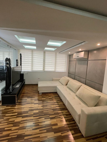 Global Vende Apartamento Ubicado En Prebo, Res. Pedregal 2
