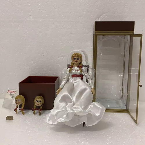 Figura De Acción Neca Annabelle Figure Comes Home Annabelle