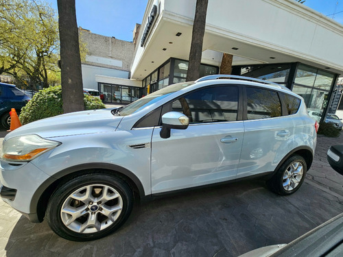 Ford Kuga 2.5 Titanium At 4x4 L (ku05)