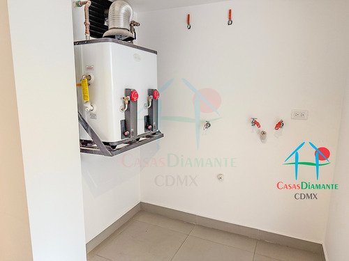 Mariscal Sucre A. Departamento Remodelado Con Terraza Y 3 Recámaras