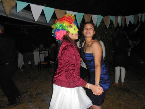 Imagen 2 de 10 de Servicio De Discoteca, Karaoke, Just Dance Pantalla Gigante
