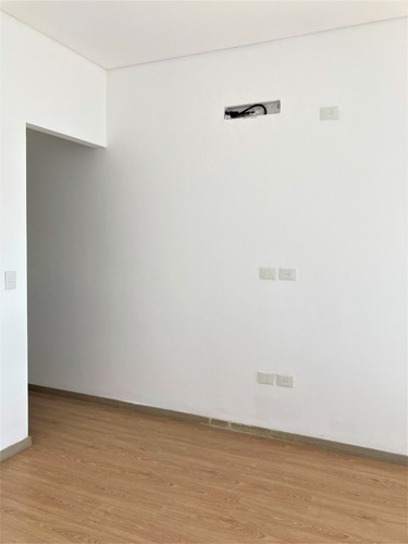 Imagen 9 de 28 de Venta Amplio Departamento Tipo Loft 2 Amb En Pilar Centro
