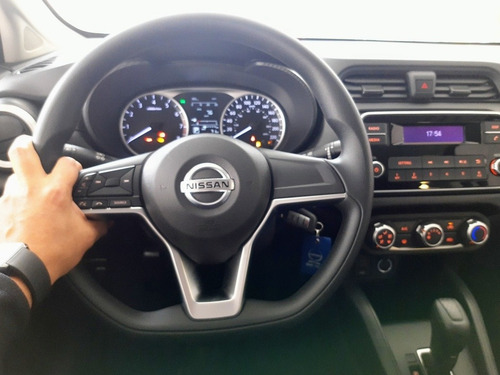 Imagen 9 de 15 de Nissan Versa Sense Cvt 2022