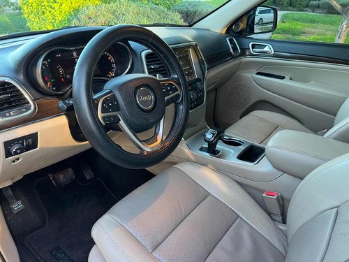 Jeep Grand Cherokee 3.6 Limited Lujo V6 4x2 At