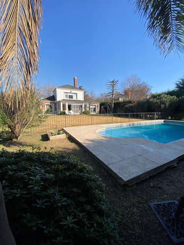 Casa En Venta 4 Dormitorios Pileta En Los Jazmines, Pilar Del Este, Pileta Y Parrilla