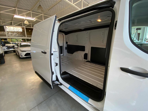 Imagen 9 de 15 de Peugeot Expert Furgón 1.6hdi 2022 G Pfaffen Autos