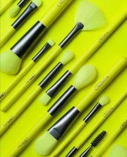 Set 15 Brochas Dare To Be Bright Boujee Beauty Creations Color Verde neón