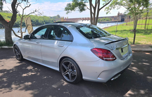 Mercedes-Benz Classe C 2.0 Avantgarde Turbo 4p