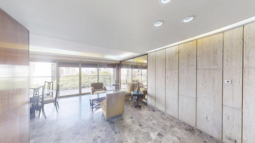 Departamento De 4 Ambientes En Venta En Flores.