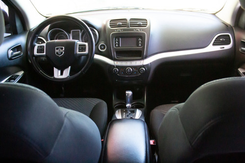 Dodge Journey Sxt 2.4 Nafta 2012