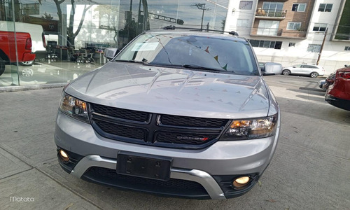 Dodge Journey 2.4 Sxt Sport 7 Pasajeros At