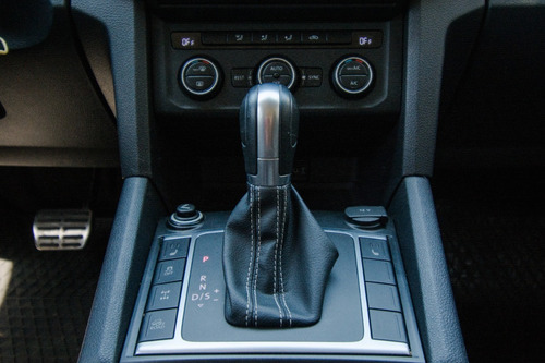 Imagen 6 de 22 de Volkswagen Amarok V6 Highline