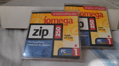 Imagem 3 de 3 de Iomega Zip Disk 250mb
