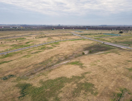 Terreno En Venta Vida Club De Campo En Funes, Lote 575