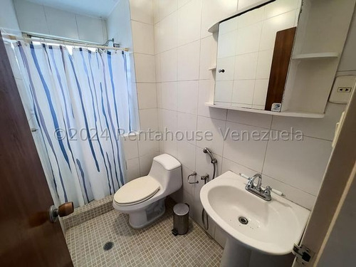 Apartamento En Venta En Colinas De Bello Monte 25-4743 K.f