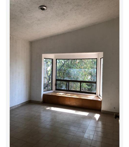 Casa En Venta En Santiago Tepetlapa, Tepoztlán, Morelos