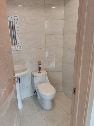 Imagen 20 de 23 de Apartamento En Venta Agua Blanca, Valencia. 23-15906 Renta House