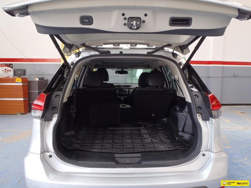 Nissan X-trail 2.5 Exclusive