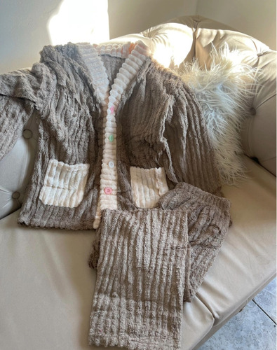 Conjunto De Pijama Polar Corderito Camisero Importado