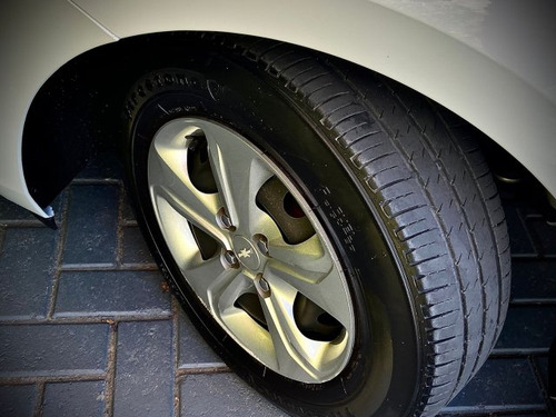 Chevrolet Onix Onix 1.0 FLEX MANUAL