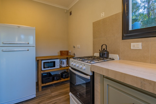 Imagen 8 de 21 de Cabaña Para 2/5 Personas En Bosque Peralta Ramos - Mar Del Plata