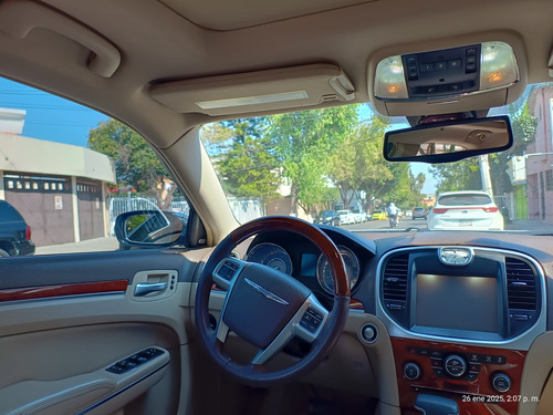 Chrysler 300c, Hemi, 8cilindros, 5.7 Lts, Color Blanco