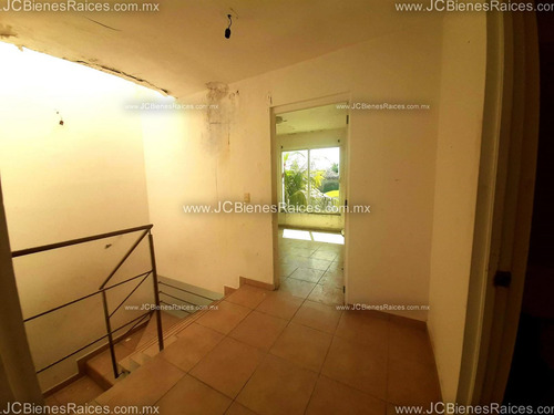 Atención Inversionistas !! Casa En Venta, Para Remodelar En Rivera Veracruzana, Alvarado $880,000.