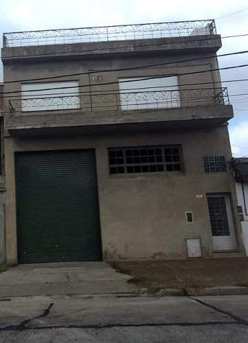 Venta Casa Planta Alta 4 Ambientes- Sarandi