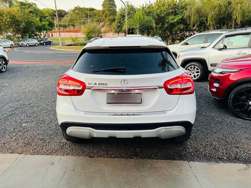 Imagem 5 de 15 de Mercedes Benz Gla 200 Style 1.6 Cgi Turbo Branco 2018