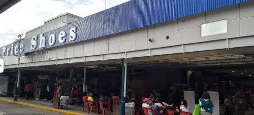 Local Comercial En Renta En Price Center Price Shoes Ecatepe | Metros  Cúbicos