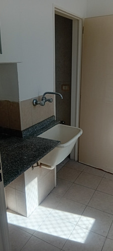 Piso 4 Ambientes Con Cochera, Dependencia De Servicio, Suite