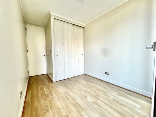 Departamento En Arriendo En Estación Central / Toro Mazotte