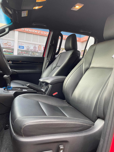 Imagem 8 de 12 de Toyota Hilux 2.8 Srx 50th Anniversary Cab. Dupla 4x4 Tdi