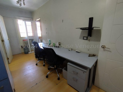 Oficina En Venta El Recreo 24-23942