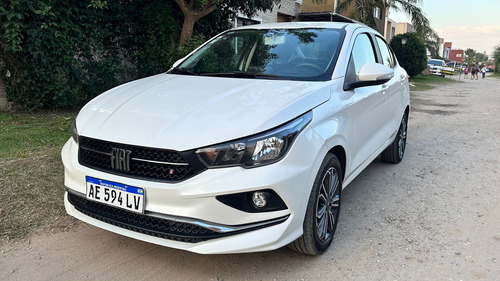 Fiat Cronos 1.8 16v Precision