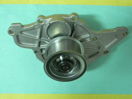 Bomba De Agua Audi A4 A6 Vw Passat Motores 2.5 Tdi // A 190