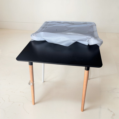 Mesa London / Negro Y Blanco Negra Madera (Usado)