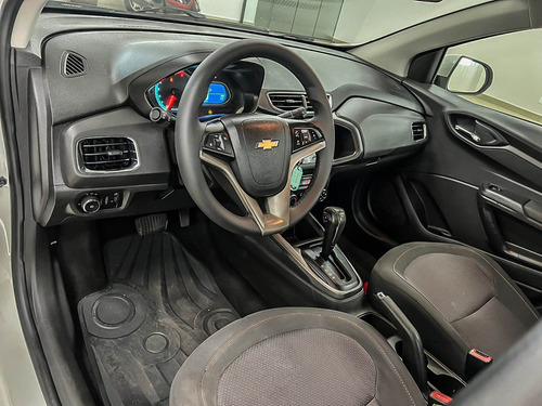 Chevrolet Onix HATCH LTZ 1.4 8V FlexPower 5p Aut.