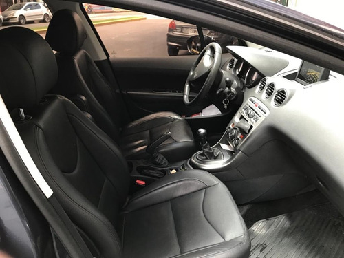 Peugeot 408 4p Feline 2.0 143cv